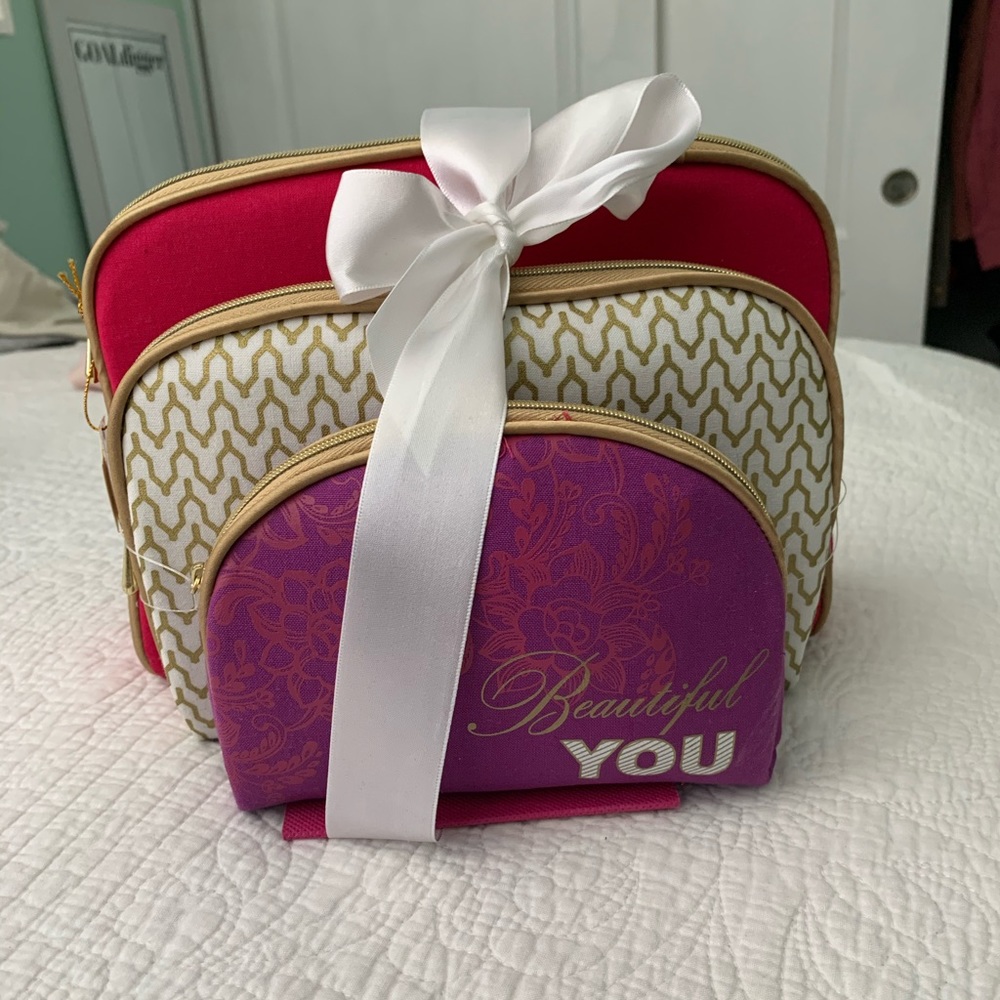 Makeup bag set